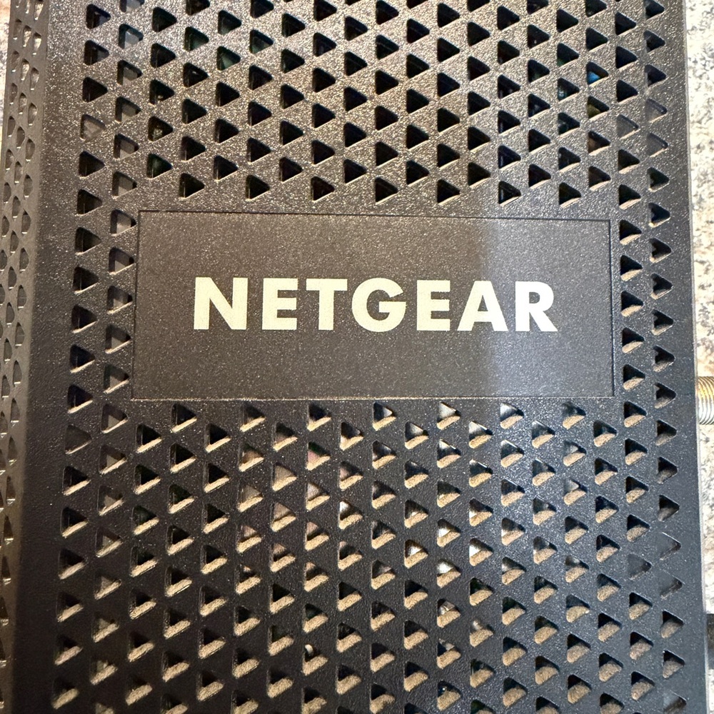 NETGEAR® Cable Modem CM1000 - Picture 4 of 4